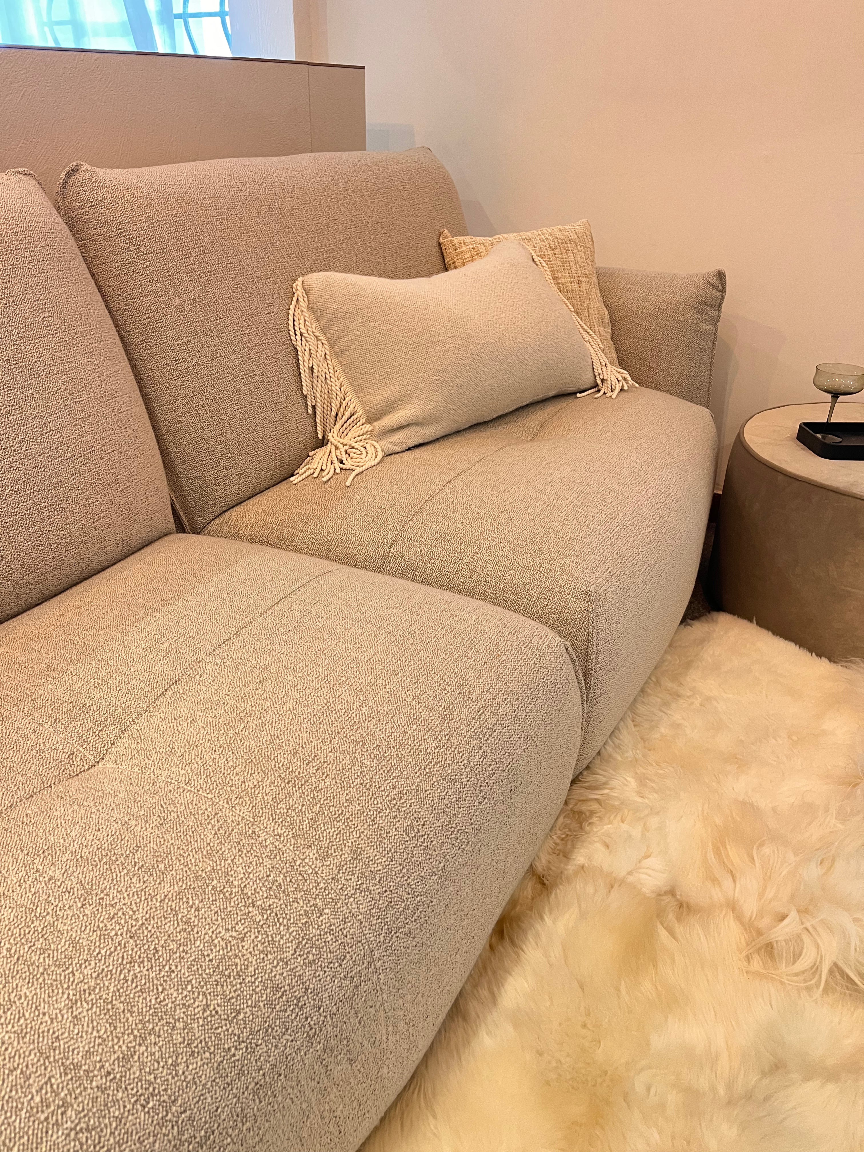 Sofa Bib (Showroommodel)